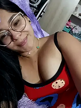 Snapshot of Prins_jazmin chatting on June 4, 5:57 am Prins jazmin online show from June 4, 5:57 am