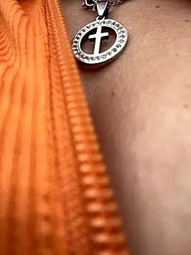 RiriRoseey online show from December 20, 9:16 am