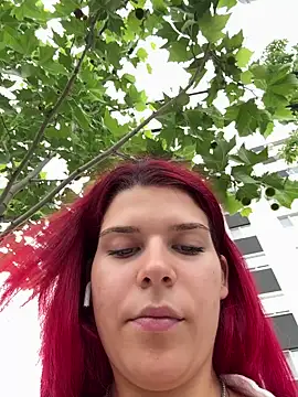 RiriRoseey online show from June 24, 7:29 am