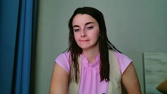 Snapshot of Miss_Arwen chatting on June 2, 6:26 am Miss Arwen online show from June 2, 6:26 am