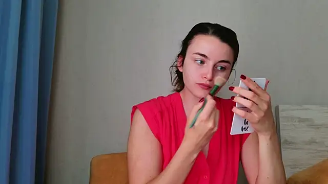 Snapshot of Miss_Arwen chatting on June 15, 6:15 am Miss Arwen online show from June 15, 6:15 am