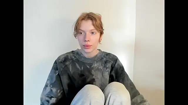 StellaDavis online show from November 18, 8:08 am