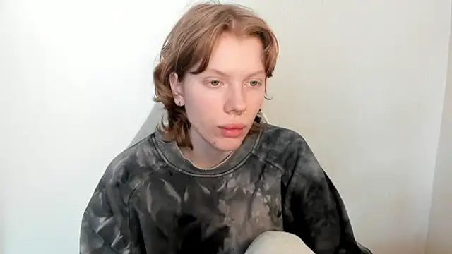 Snapshot of StellaDavis chatting on February 23, 9:17 am StellaDavis online show from February 23, 9:17 am