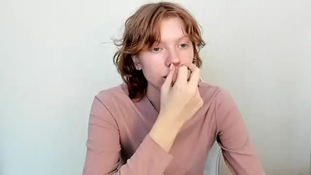 Snapshot of StellaDavis chatting on March 12, 8:09 am StellaDavis online show from March 12, 8:09 am