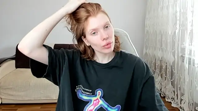 StellaDavis online show from April 27, 11:08 am