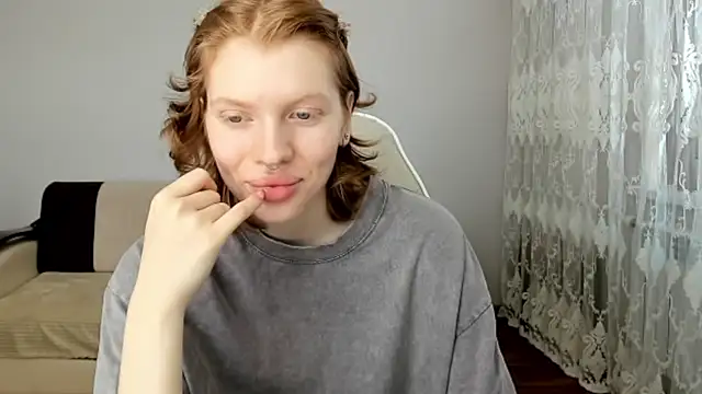StellaDavis online show from May 8, 9:14 am