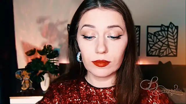 Snapshot of MissBeverlyMills chatting on February 23, 4:24 pm MissBeverlyMills online show from February 23, 4:24 pm