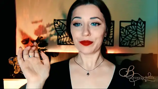 Snapshot of MissBeverlyMills chatting on March 20, 3:04 pm MissBeverlyMills online show from March 20, 3:04 pm