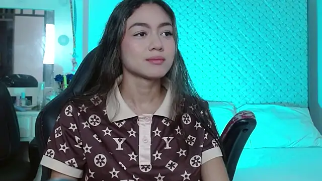 Snapshot of hantonella_ chatting on July 24, 3:10 pm hantonella online show from July 24, 3:10 pm