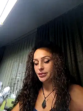 Snapshot of dolcevita002 chatting on May 12, 6:10 am dolcevita002 online show from May 12, 6:10 am