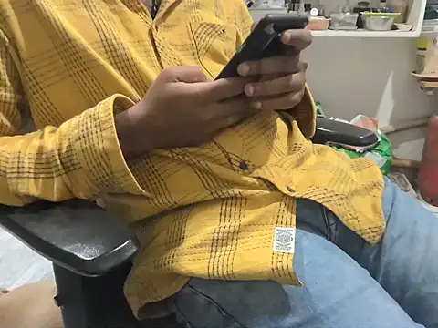 Snapshot of Believerrrr chatting on November 11, 12:49 pm Believerrrr online show from November 11, 12:49 pm