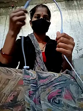 Snapshot of Anushka_Ji chatting on February 3, 4:04 am Anushka Ji online show from February 3, 4:04 am