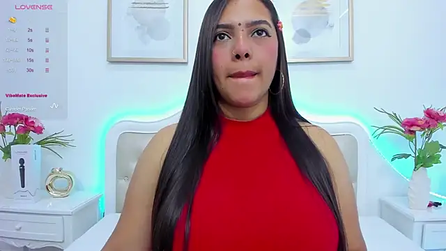 Snapshot of krishaa_ chatting on December 28, 12:45 pm krishaa online show from December 28, 12:45 pm