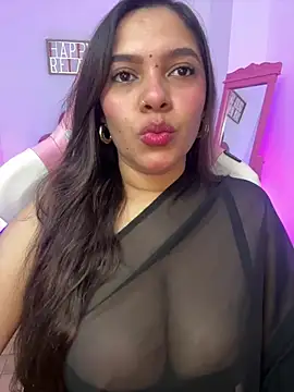 krishaa  online show from April 16, 8:20 pm