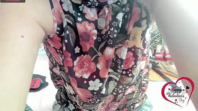 Snapshot of mrs_angelica chatting on February 17, 2:37 pm mrs angelica online show from February 17, 2:37 pm