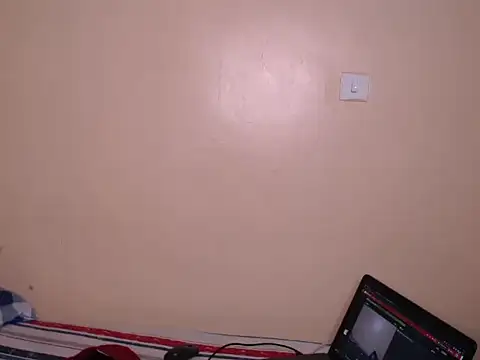 Missthigh online show from September 24, 11:35 am