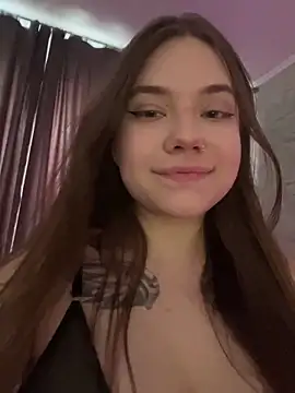 Vikki toriya online show from March 6, 1:14 pm