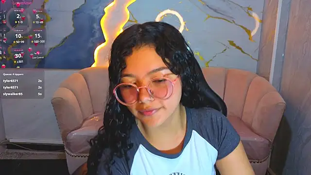 victoria castillo b online show from April 30, 7:53 pm
