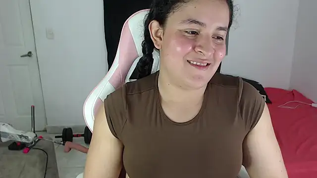 Snapshot of diana_fitass chatting on June 25, 1:05 am diana fitass online show from June 25, 1:05 am