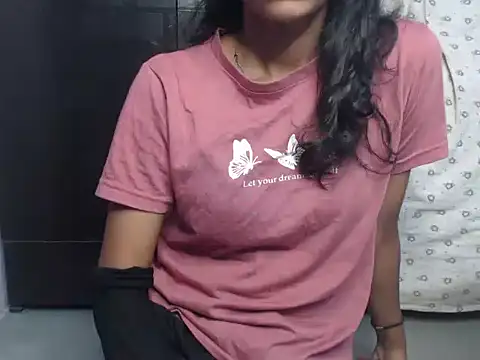 Snapshot of Angel_kiyara chatting on July 21, 6:49 am Angel kiyara online show from July 21, 6:49 am
