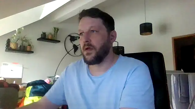 BennyLommy online show from March 14, 12:54 pm