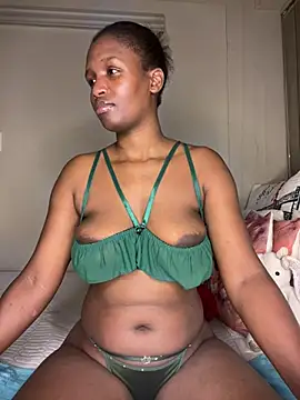 Snapshot of Kinkyy_ chatting on February 2, 6:42 pm Kinkyy online show from February 2, 6:42 pm