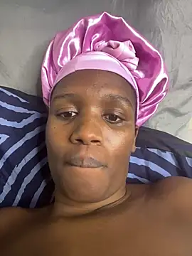 Snapshot of Kinkyy_ chatting on February 20, 2:07 am Kinkyy online show from February 20, 2:07 am