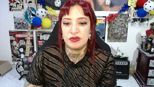 Snapshot of Rollyderolandia666 chatting on July 15, 10:26 pm Rollyderolandia666 online show from July 15, 10:26 pm