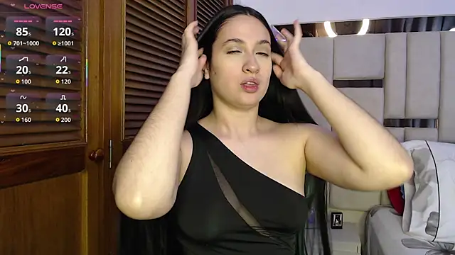 Snapshot of sofiaduque_26 chatting on July 5, 8:05 pm sofiaduque 26 online show from July 5, 8:05 pm