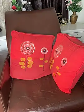 Snapshot of Jen_jennyy1 chatting on February 20, 8:25 pm Jen jennyy1 online show from February 20, 8:25 pm