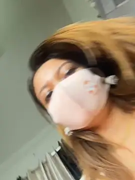 Snapshot of Jen_jennyy1 chatting on February 22, 2:17 am Jen jennyy1 online show from February 22, 2:17 am