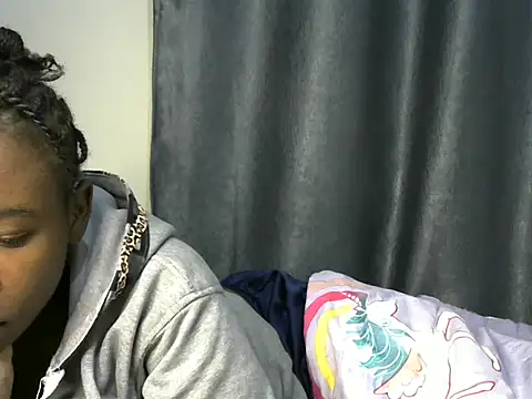 Snapshot of Novah_ chatting on June 23, 11:58 pm Novah online show from June 23, 11:58 pm