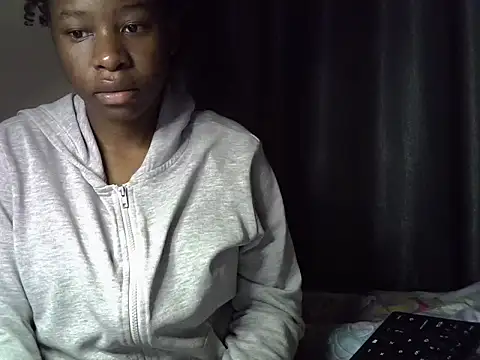 Snapshot of Novah_ chatting on July 19, 11:08 pm Novah online show from July 19, 11:08 pm