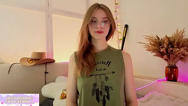 Snapshot of JennyDilly chatting on July 24, 6:06 pm JennyDilly online show from July 24, 6:06 pm
