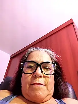 Snapshot of MARIANMILLS__ chatting on October 29, 1:52 am MARIANMILLS   online show from October 29, 1:52 am