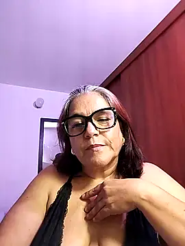 Snapshot of MARIANMILLS__ chatting on December 2, 11:23 pm MARIANMILLS online show from December 2, 11:23 pm