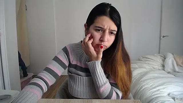 Contantin helena online show from January 8, 1:41 pm