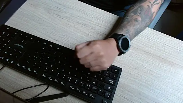 Snapshot of hans_ro chatting on October 8, 3:53 pm hans ro online show from October 8, 3:53 pm