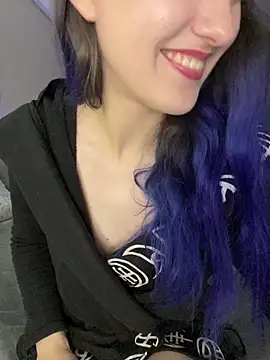 Snapshot of Erotic_Synth_Goddess chatting on November 15, 5:31 pm Erotic Synth Goddess online show from November 15, 5:31 pm