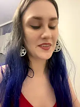 Snapshot of Erotic_Synth_Goddess chatting on December 5, 7:32 pm Erotic Synth Goddess online show from December 5, 7:32 pm