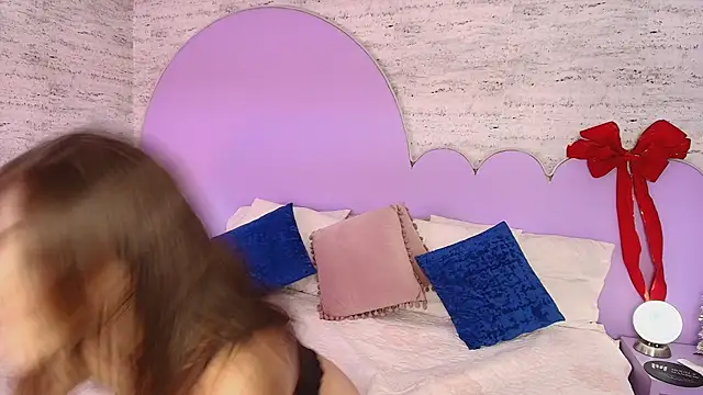 Giaa Ross online show from February 19, 7:32 pm