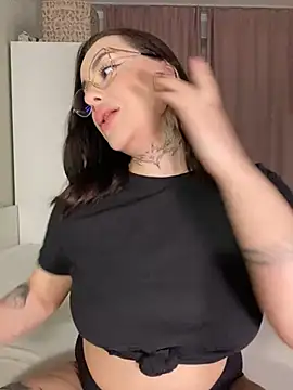 fuckdoll 18 online show from December 10, 2:50 pm