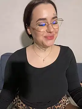 fuckdoll 18 online show from December 14, 4:31 pm