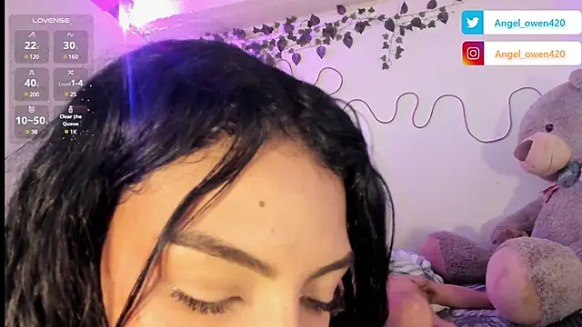 Angel owen1 online show from December 11, 5:37 pm