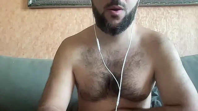 Snapshot of RedDante89 chatting on December 4, 9:40 am RedDante89 online show from December 4, 9:40 am