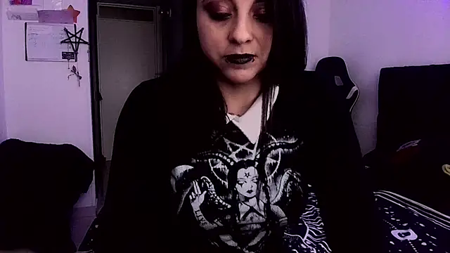Snapshot of Acid666_alice chatting on June 1, 2:52 pm Acid666 alice online show from June 1, 2:52 pm