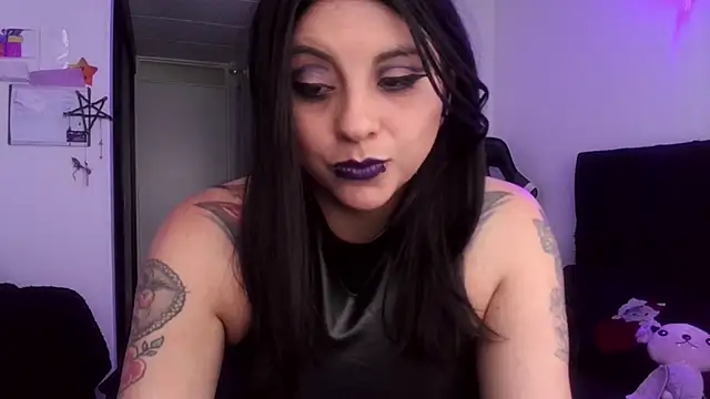 Snapshot of Acid666_alice chatting on June 16, 1:14 pm Acid666 alice online show from June 16, 1:14 pm
