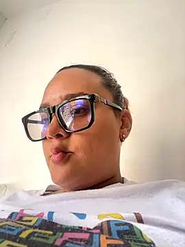 keirabbw online show from November 6, 4:52 pm