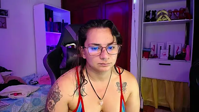 Amarantha 666 online show from December 14, 9:45 pm