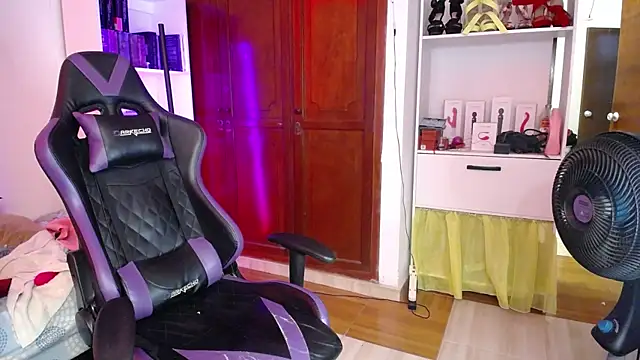 Amarantha 666 online show from December 17, 2:33 am